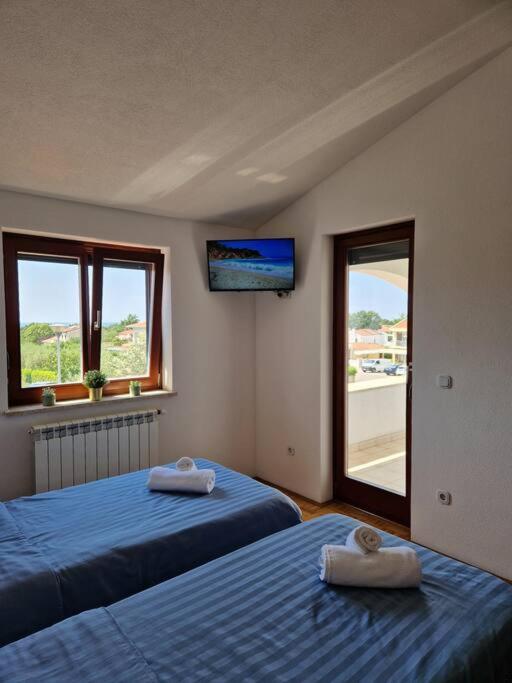Villa Castanea - Kuca Za Odmor S Bazenom Kukci Dış mekan fotoğraf